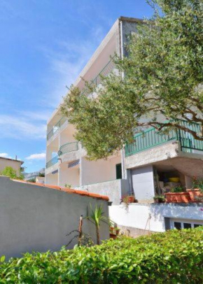Apartments and Room Marin, Brela